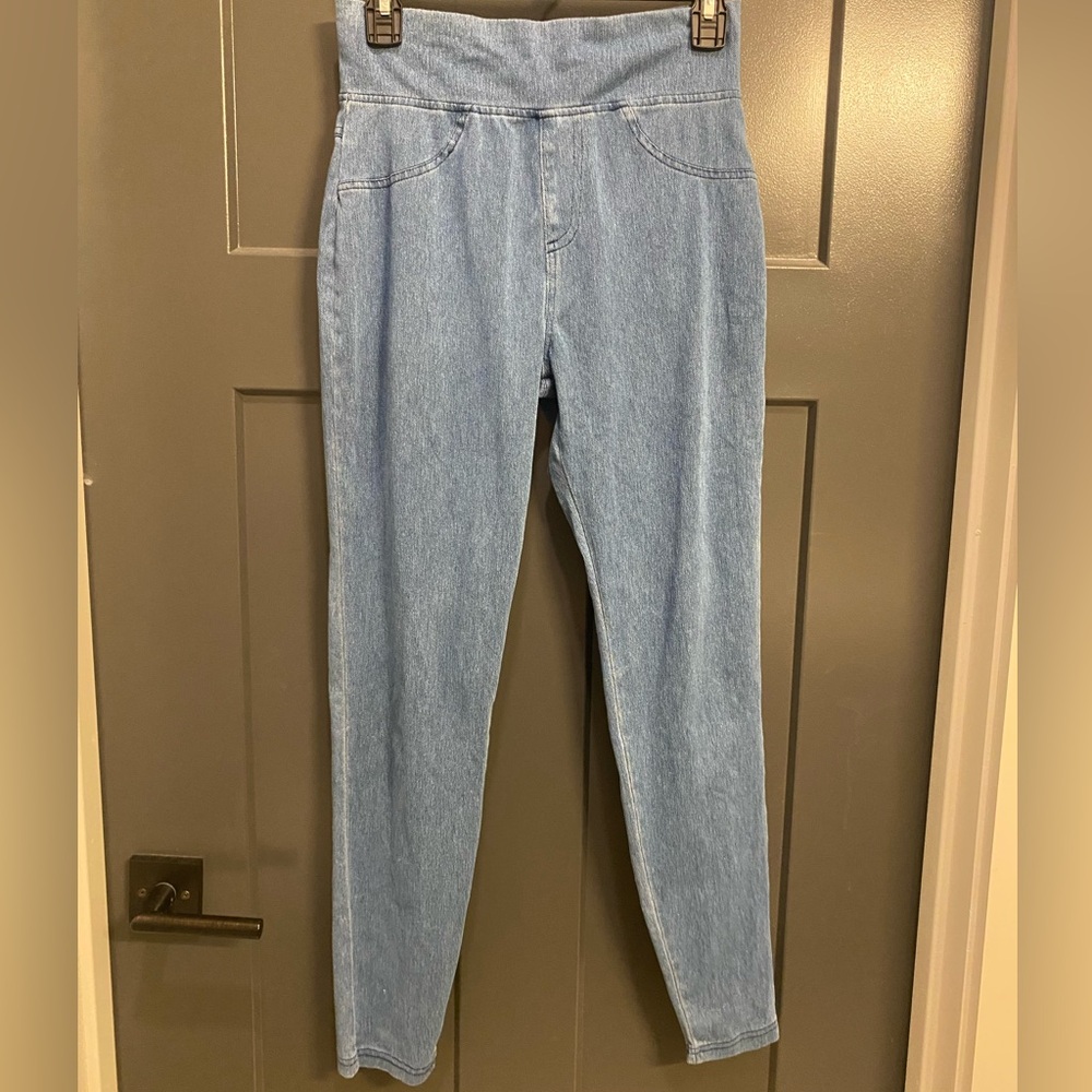 A New Day High Waisted Light Wash Jeggings - Size S